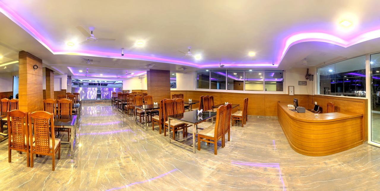 Отель Jyothis Residency Коллур Экстерьер фото
